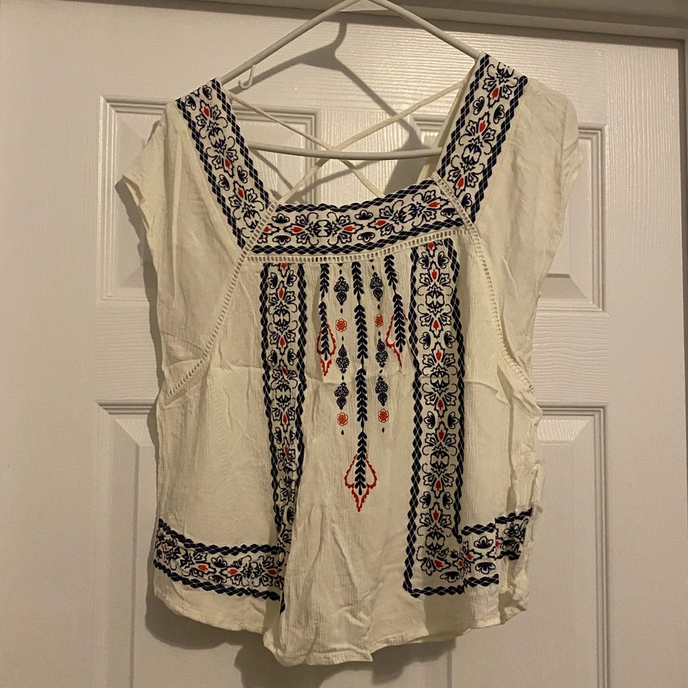 Jolt White Boho Embroidered Cap-Sleeve Top with Navy & Coral Accents
